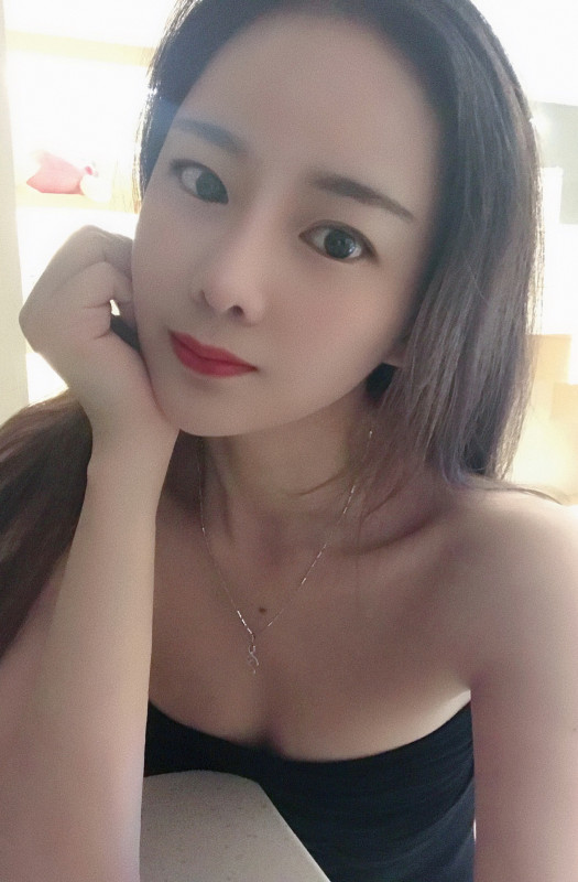 服务系小姐姐